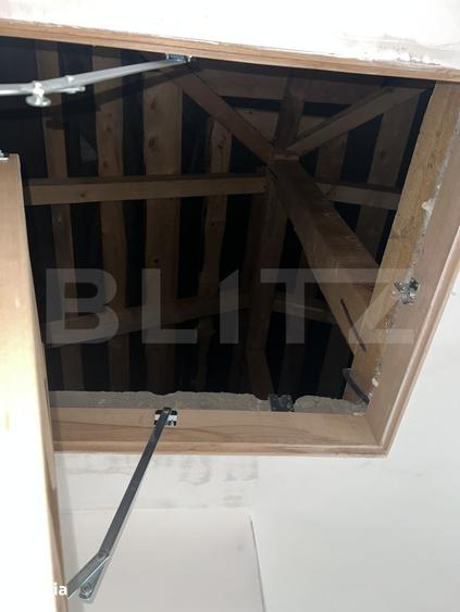Casă cu 4 camere cu Teren 420 Mp în Central