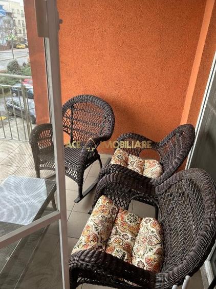 Apartament cu 3 camere semidecomandat, mobilat în Chitila