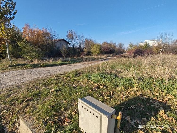 Teren Construcții intravilan de 2850 mp, în Tunari