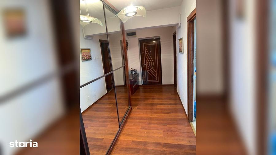 Apartament cu 3 camere decomandat în Țiglina 1