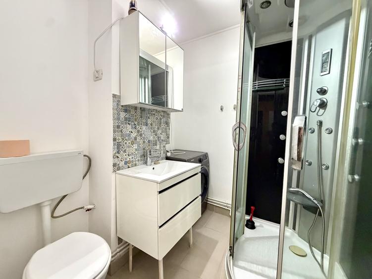 Apartament cu 2 camere decomandat, mobilat în Aradului