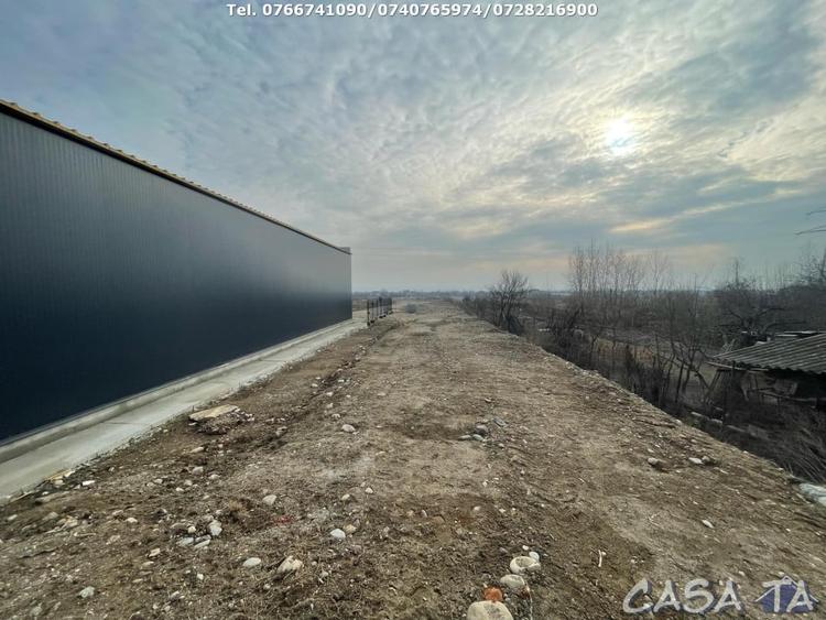 Teren Construcții intravilan de 1905 mp, în Est