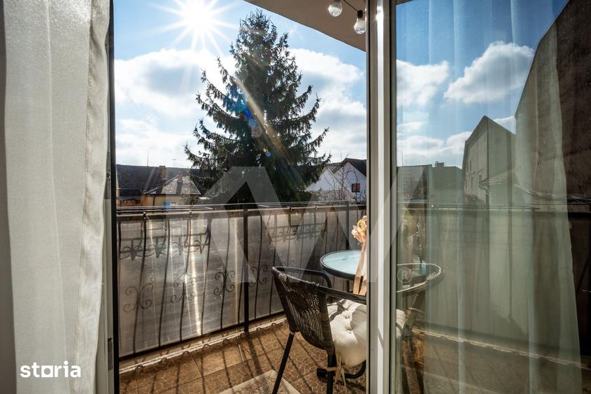Apartament cu 3 camere decomandat în Lupeni