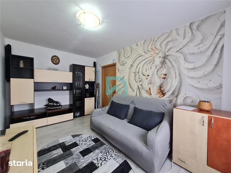 Apartament cu 2 camere semidecomandat în Florilor