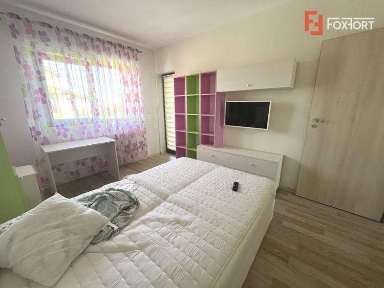 Duplex cu 4 camere cu Canalizare în Moșnița Nouă