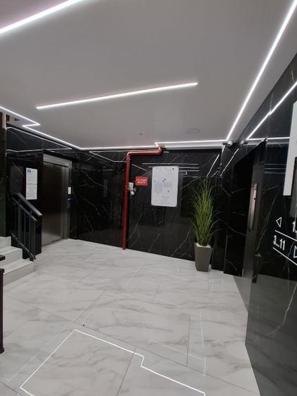 Apartament cu 2 camere semidecomandat în Hotvon