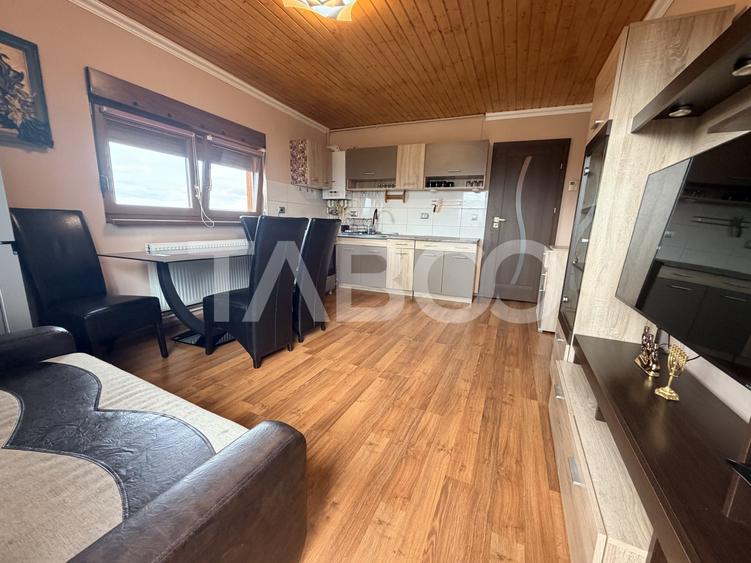 Apartament cu 2 camere semidecomandat, mobilat în Șelimbăr