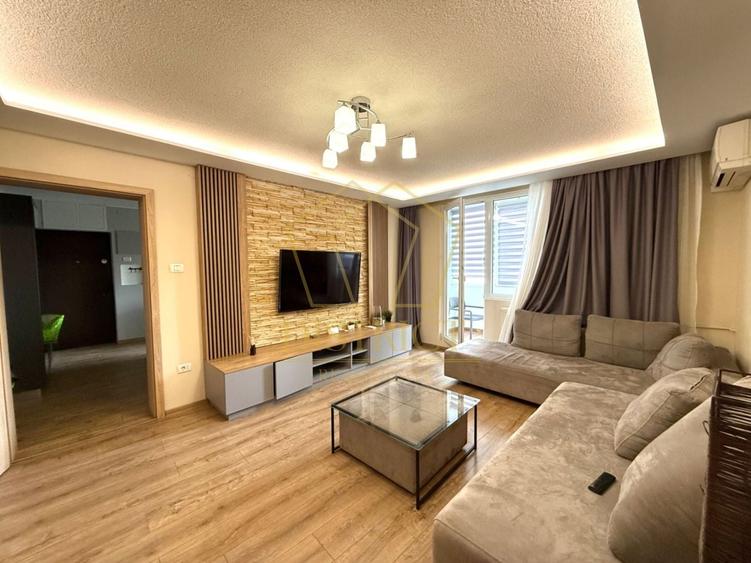 Apartament cu 3 camere semidecomandat, mobilat în Central