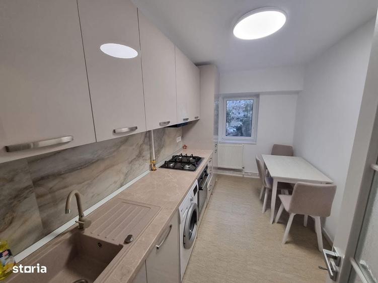 Apartament cu 2 camere decomandat în Central