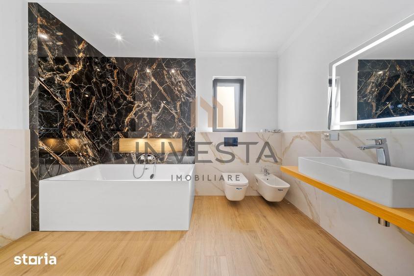 Casă cu 8 camere cu Teren 677 Mp în Borhanci