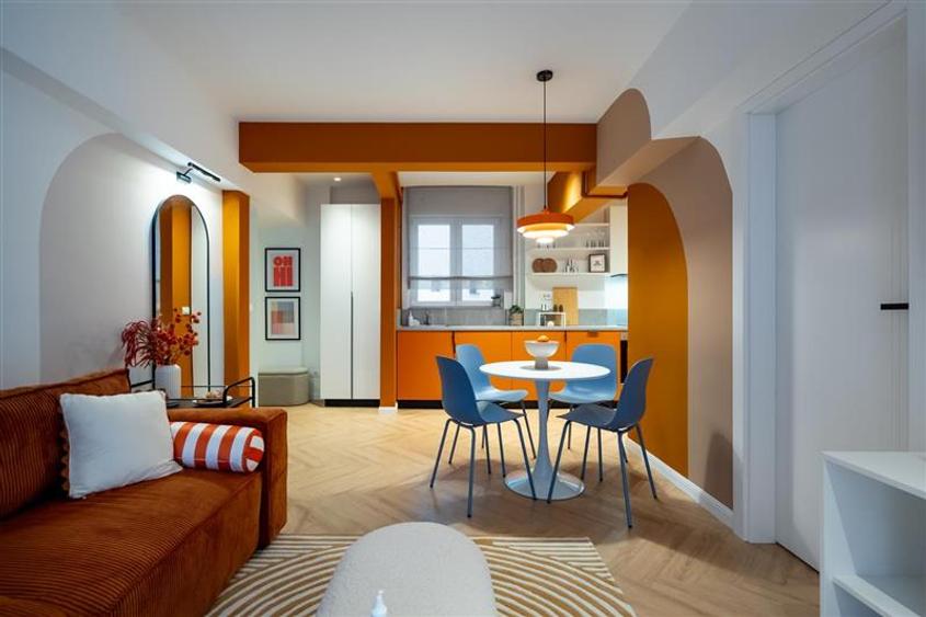 Apartament cu 2 camere circular în Calea Victoriei