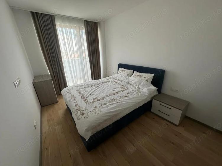 Apartament cu 3 camere decomandat în Take Ionescu