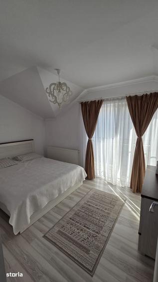 Casă cu 4 camere cu Teren 560 Mp în Central