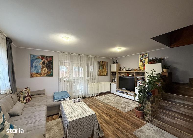 Casă cu 4 camere în Decebal