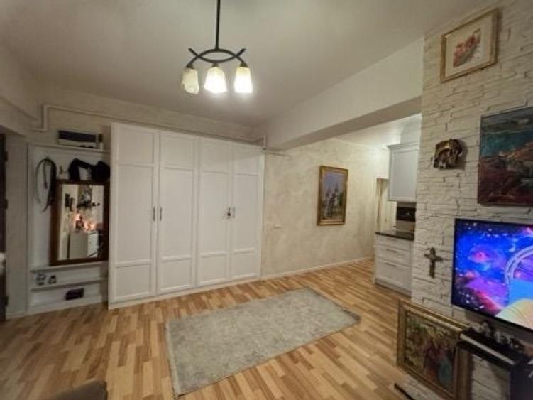 Apartament cu 2 camere în Jiului