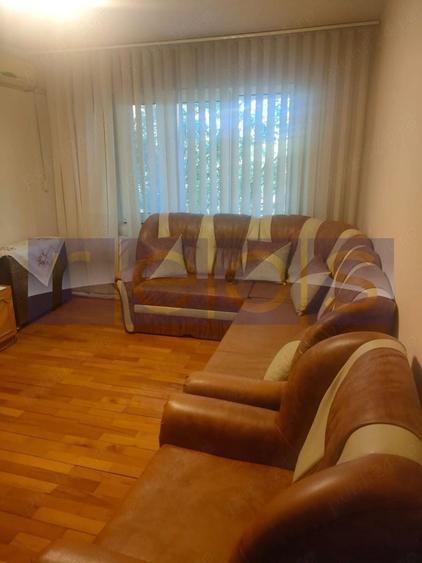 Apartament cu 3 camere decomandat, mobilat în Dristor