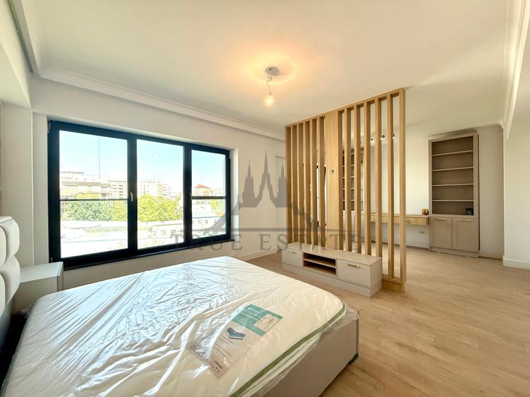 Apartament cu 4 camere decomandat, mobilat în Timpuri Noi