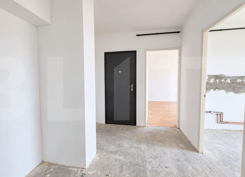 Apartament cu 2 camere decomandat în Lenin