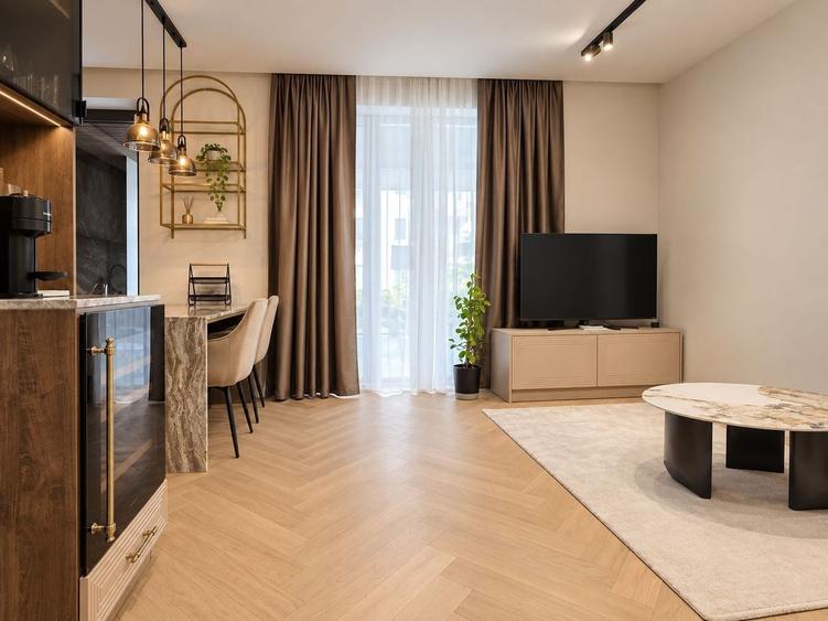 Apartament cu 2 camere semidecomandat, mobilat în Pipera