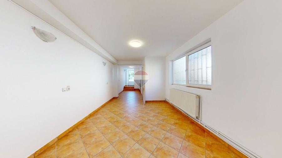 Spațiu comercial, de 82 mp, în Central