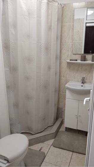 Garsonieră decomandată în Drumul Carului