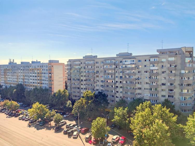 Apartament cu 2 camere semidecomandat, mobilat în Dristor