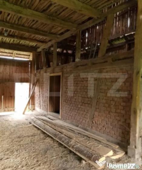 Casă cu 3 camere cu Teren 30000 Mp în Cuzăplac