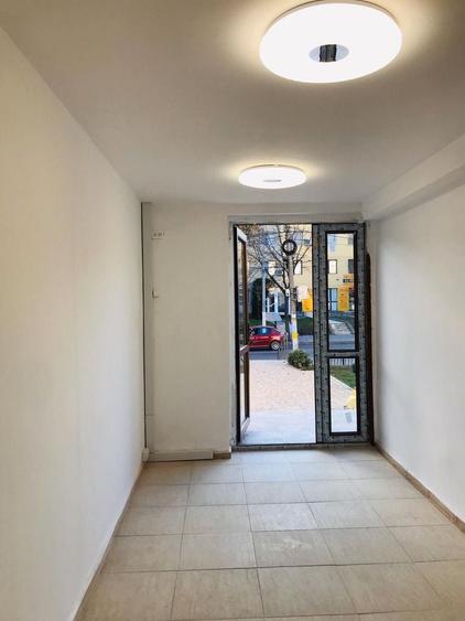 Spațiu comercial, în Central