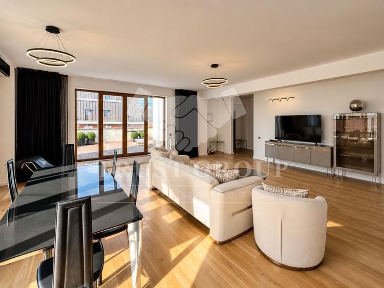 Apartament cu 3 camere semidecomandat, mobilat în Herăstrău