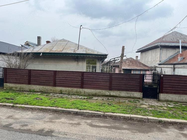 Casă cu Teren 1007 Mp în Central