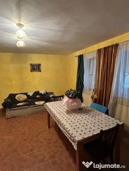 Casă cu 4 camere cu Teren 344 Mp în Central
