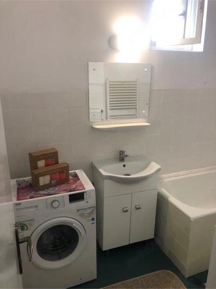 Casă cu 4 camere cu Teren 420 Mp în Central