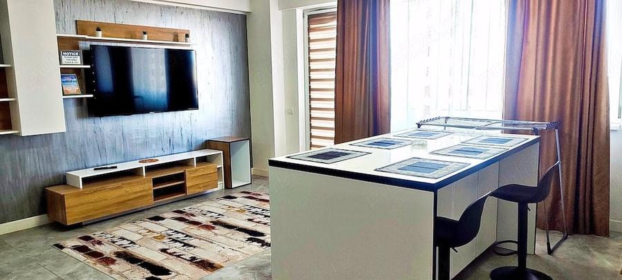 Apartament cu 2 camere decomandat în Tomis Plus