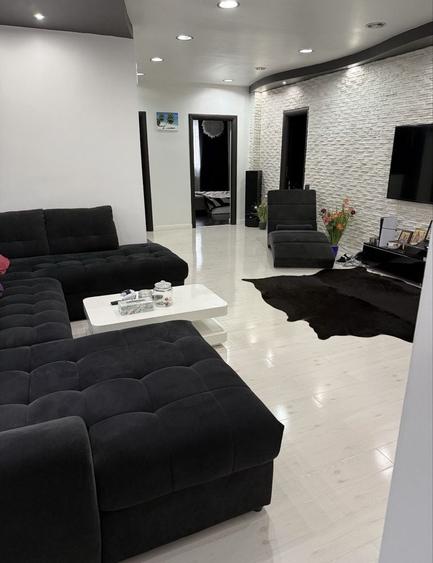 Apartament cu 3 camere în Central