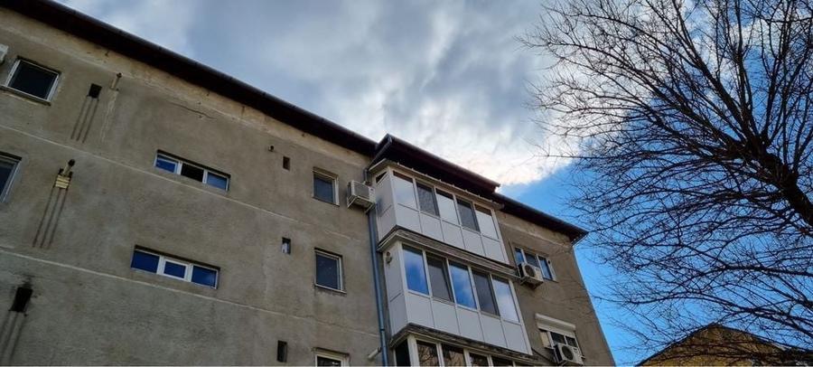 De inchiriat apartament 2 camere 60 m2 - 3