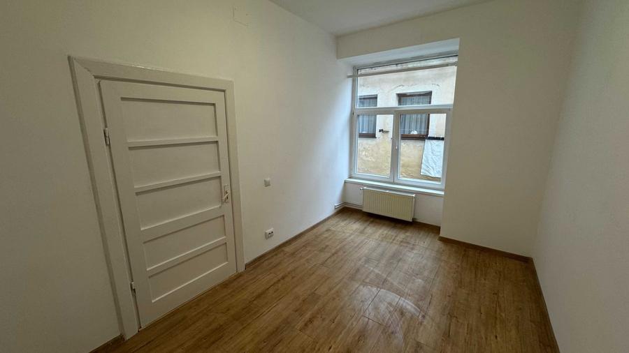 Apartament cu 2 camere decomandat în Ultracentral