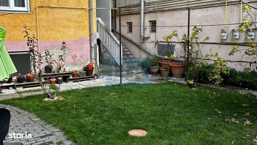 Casă cu 4 camere în Ultracentral