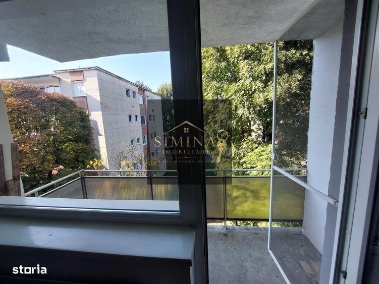 Apartament cu 2 camere decomandat în Ady