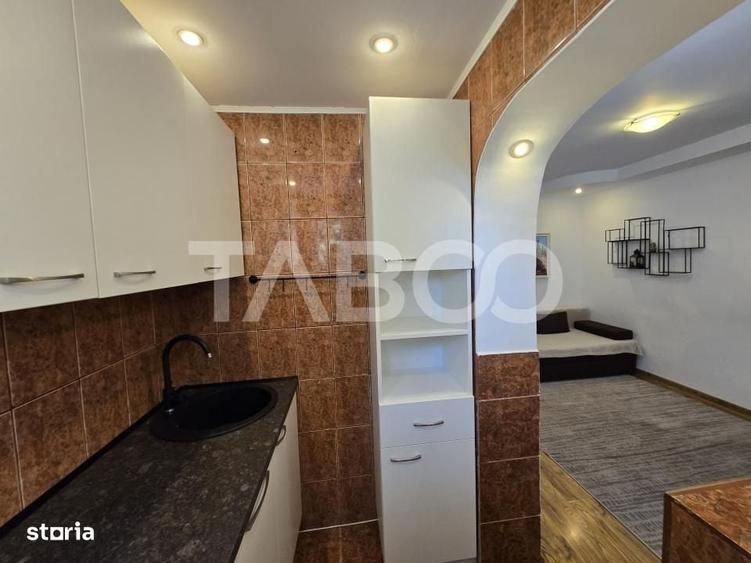 Apartament cu 3 camere semidecomandat în Țiglari