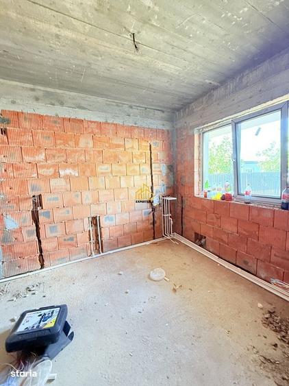 Casă cu 4 camere cu Teren 225 Mp în Cornetu