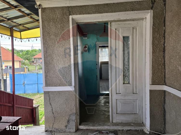 Casă cu 3 camere cu Teren 1550 Mp în Tureni