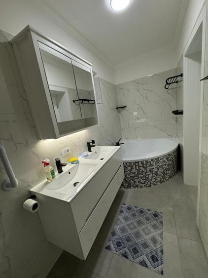 Casă individuală cu 3 camere cu Canalizare în Gruia