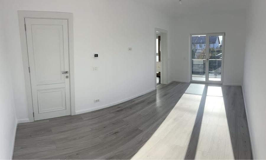 Casă cu 4 camere cu Teren 300 Mp în Central
