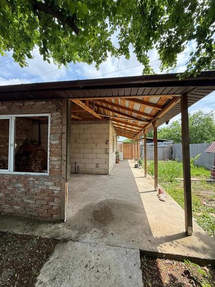 Casă cu 2 camere cu Teren 377 Mp în Brăilița