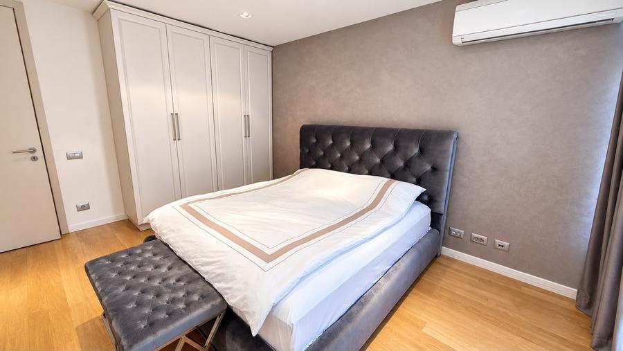 Apartament cu 4 camere, mobilat în Băneasa