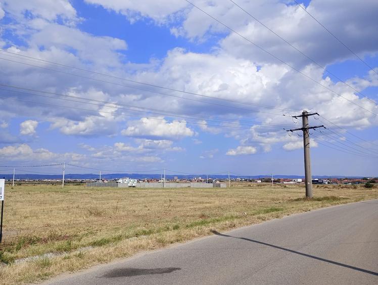Teren de 600 mp, în Central
