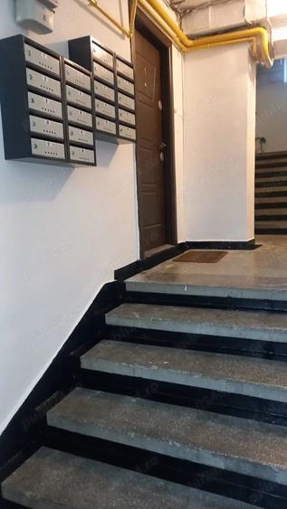 Apartament cu 3 camere decomandat în Mioriței