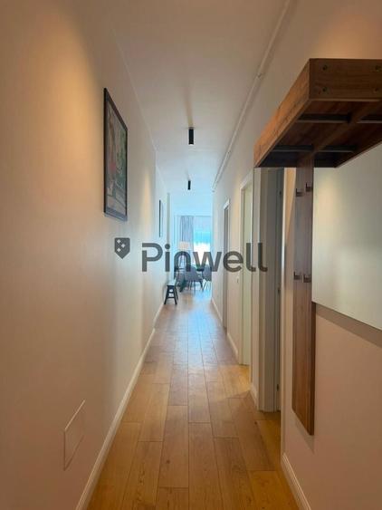 Apartament cu 3 camere decomandat, mobilat în Central