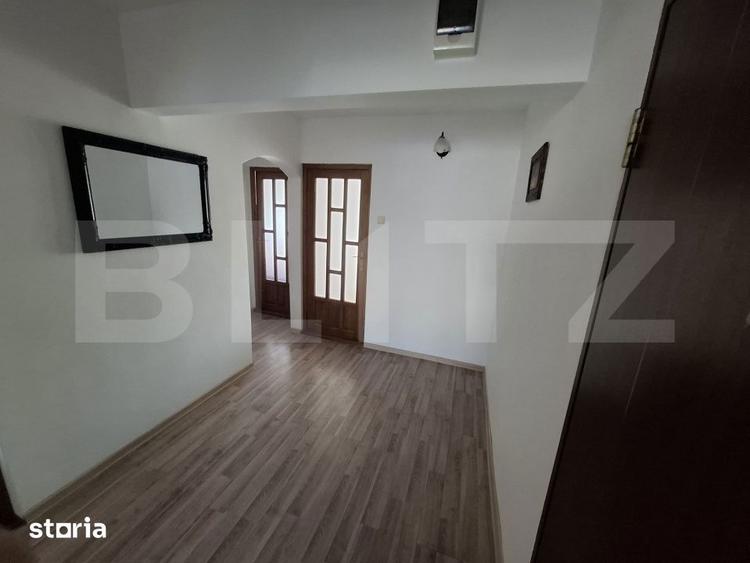 Apartament cu 3 camere în Micro 17