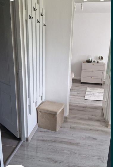 Garsonieră decomandată în Deve